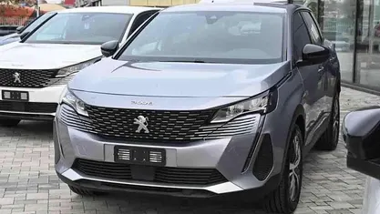 Grigio Usata 2024 Peugeot 3008 Allure SUV | 18.900 € (Super prezzo)