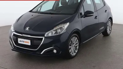Usata 2017 Peugeot 208 Active Due volumi | 8899 € (Buon prezzo)