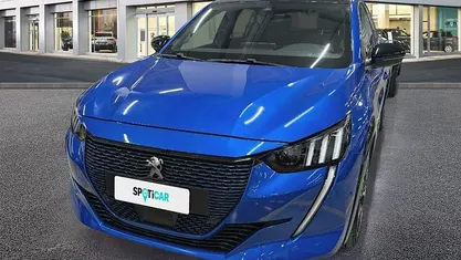 Blu Usata 2020 Peugeot 208 GT-line Due volumi | 14.350 € (Buon prezzo)