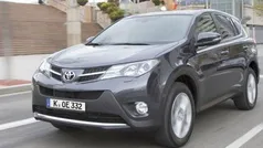 Usata 2015 Toyota RAV4 Active SUV | 7900 € (Super prezzo)
