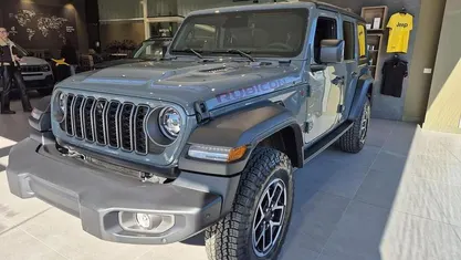 Usata 2025 Jeep Wrangler Unlimited Rubicon SUV | 64.900 € (Buon prezzo)