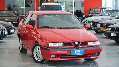 Usata Alfa Romeo 155 186 CV (136 kW) 1992 Rosso Berlina