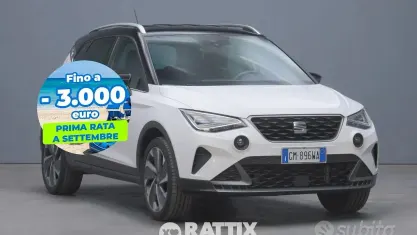 Usata Seat Arona FR 110 CV (80 kW) 2023 Bianco candy & nero midnight SUV