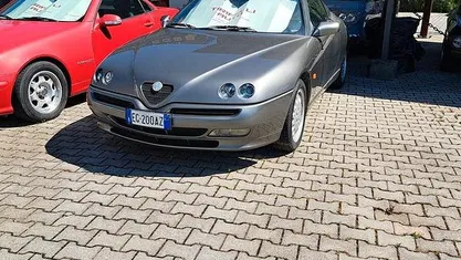 Usata Alfa Romeo Spider 150 CV (110 kW) 1996 Cabrio