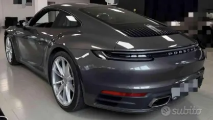 Usata Porsche 911 Carrera 385 CV (283 kW) 2021 Grigio Coupé
