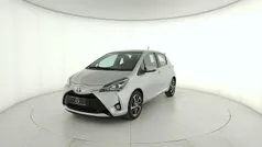 Argento Usata 2017 Toyota Yaris Hybrid Style Tre volumi | 12.800 € (Buon prezzo)
