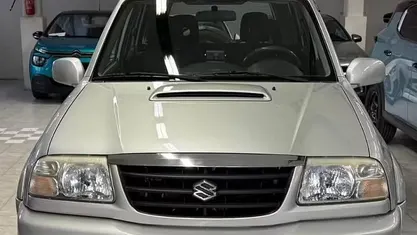 Usata Suzuki Grand Vitara 109 CV (80 kW) 2004 SUV