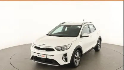 Usata Kia Stonic Style 84 CV (61 kW) 2021 Bianco SUV