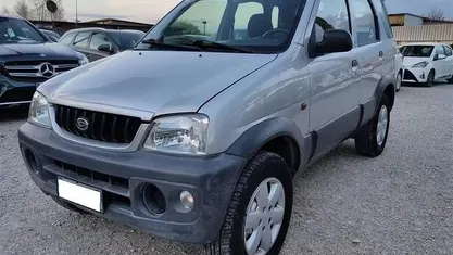 Usata Daihatsu Terios 86 CV (63 kW) 2001 SUV