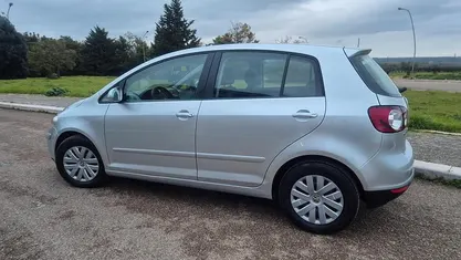 Usata VW Golf IV 105 CV (77 kW) 2006 Berlina