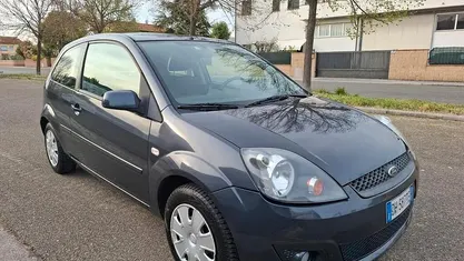Usata Ford Fiesta 68 CV (50 kW) 2007 Utilitaria