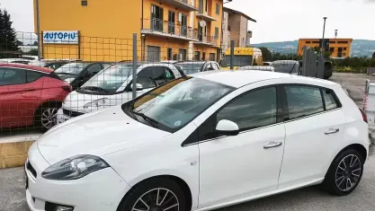 Usata Fiat Bravo Sport 105 CV (77 kW) 2012 Bianco Utilitaria