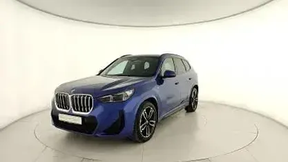 Usata BMW X1 Comfort Edition 197 CV (144 kW) 2023 Mineral white metallizzato SUV