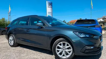 Usata Seat Leon Business 115 CV (84 kW) 2023 Grigio Station wagon