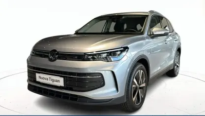 Nuova VW Tiguan Edition 150 CV (110 kW) 2026 Grigio pastello SUV