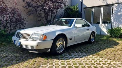 Usata Mercedes SL500 326 CV (239 kW) 1991 Bianco pastello Cabrio