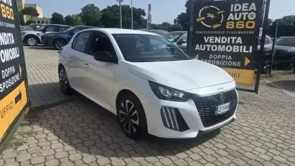 Usata Peugeot 208 Style 101 CV (74 kW) 2025 Bianco Utilitaria