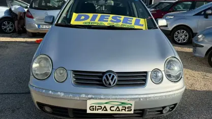 Usata VW Polo Highline 101 CV (74 kW) 2004 Grigio Berlina