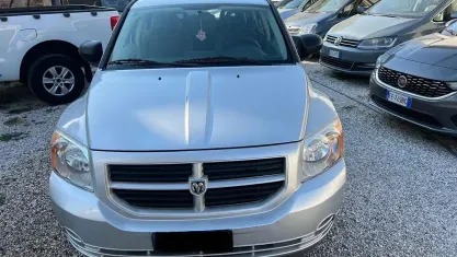 Usata Dodge Caliber SXT 140 CV (102 kW) 2006 Grigio Utilitaria