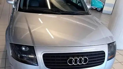 Usata Audi TT 179 CV (131 kW) 2000 Grigio Coupé