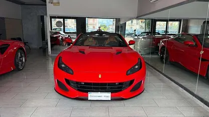 Rosso Usata 2018 Ferrari Portofino Cabrio | 165.000 € (Buon prezzo)