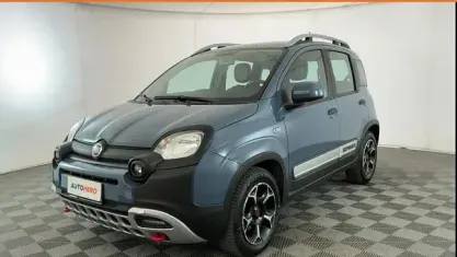 Usata Fiat Panda Cross Cross 70 CV (51 kW) 2021 Blu Utilitaria
