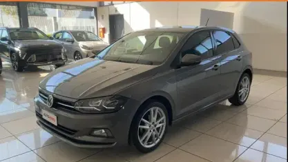 Usata VW Polo Comfortline 80 CV (58 kW) 2018 Grigio Utilitaria