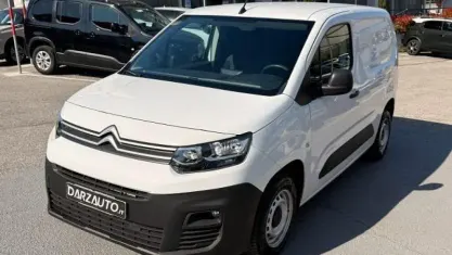 Usata Fiat Doblò Club 102 CV (75 kW) 2022 Bianco metallizzato Monovolume