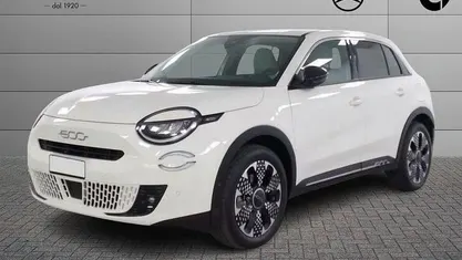 Usata Fiat 600 La Prima 110 CV (80 kW) 2025 Bianco SUV