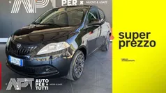 Nero Nuova 2024 Lancia Ypsilon Silver Due volumi | 13.500 € (Buon prezzo)