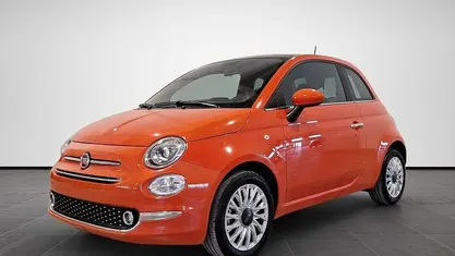 Arancione Usata 2024 Fiat 500 Dolcevita Due volumi | 14.103 € (Buon prezzo)