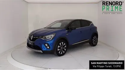 Usata Renault Captur Techno 101 CV (74 kW) 2023 Blu elettrico SUV