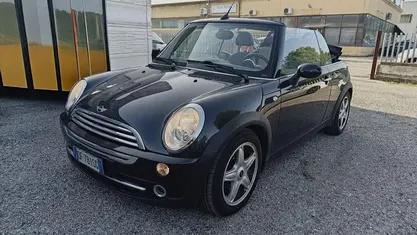 Begagnad Mini Cooper Cabriolet 116 HK (85 kW) 2007 Cab