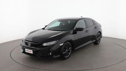 Usado Honda Civic Elegance 126 CV (92 kW) 2022 Negro Berlina
