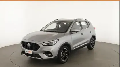 Usata MG ZS Luxury 111 CV (81 kW) 2024 Argento SUV