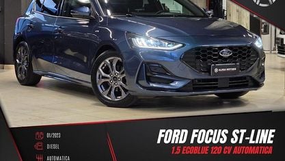 Usado Ford Focus ST-Line 120 HP (88 kW) 2023 Azul Sedan