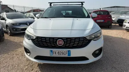 Usata Fiat Tipo Business 95 CV (69 kW) 2017 Bianco Berlina
