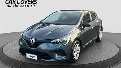 Usata 2022 Renault Clio V Life Due volumi | 11.990 € (Ottimo prezzo)