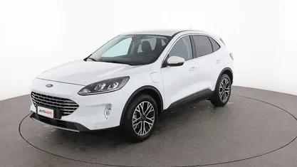 Usata Ford Kuga Titanium 224 CV (164 kW) 2022 Bianco SUV