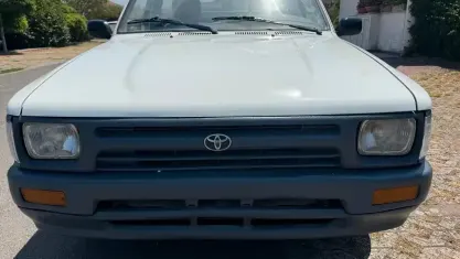Usata Toyota HiLux 83 CV (61 kW) 1993 Bianco Pick-up