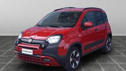 Rosso Usata 2024 Fiat Panda Cross Cross Due volumi | 14.500 € (Buon prezzo)