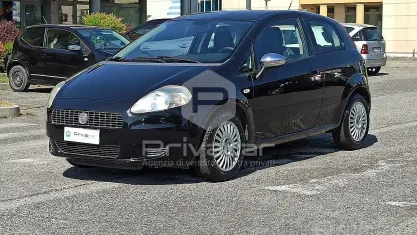 Usata Fiat Grande Punto Dynamic 65 CV (47 kW) 2008 Nero Utilitaria