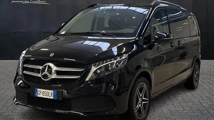 Nero Usata 2023 Mercedes V220 Premium Monovolume | 51.500 € (Cara)