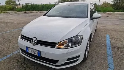 Usata VW Golf VII Business 105 CV (77 kW) 2013 Bianco Berlina