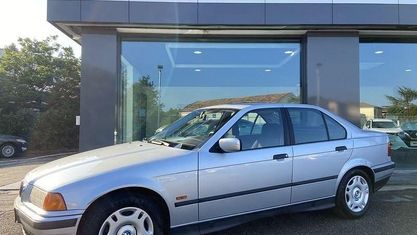 Usata BMW 318 Efficient Dynamics 116 CV (85 kW) 1998 Argento Berlina