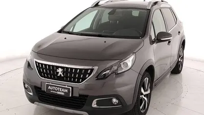 Usata Peugeot 2008 Allure 110 CV (80 kW) 2017 SUV