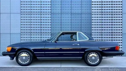 Usata Mercedes SL500 245 CV (180 kW) 1988 Blu pastello Cabrio