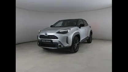 Argento Usata 2022 Toyota Yaris Hybrid SUV | 19.800 € (Buon prezzo)