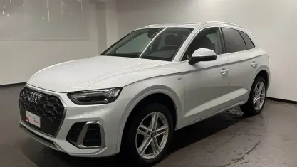 Begagnad Audi Q5 S-Line 204 HK (150 kW) 2021 Vit SUV