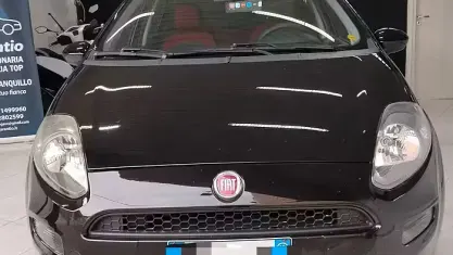 Usata Fiat Punto 70 CV (51 kW) 2012 Nero Utilitaria